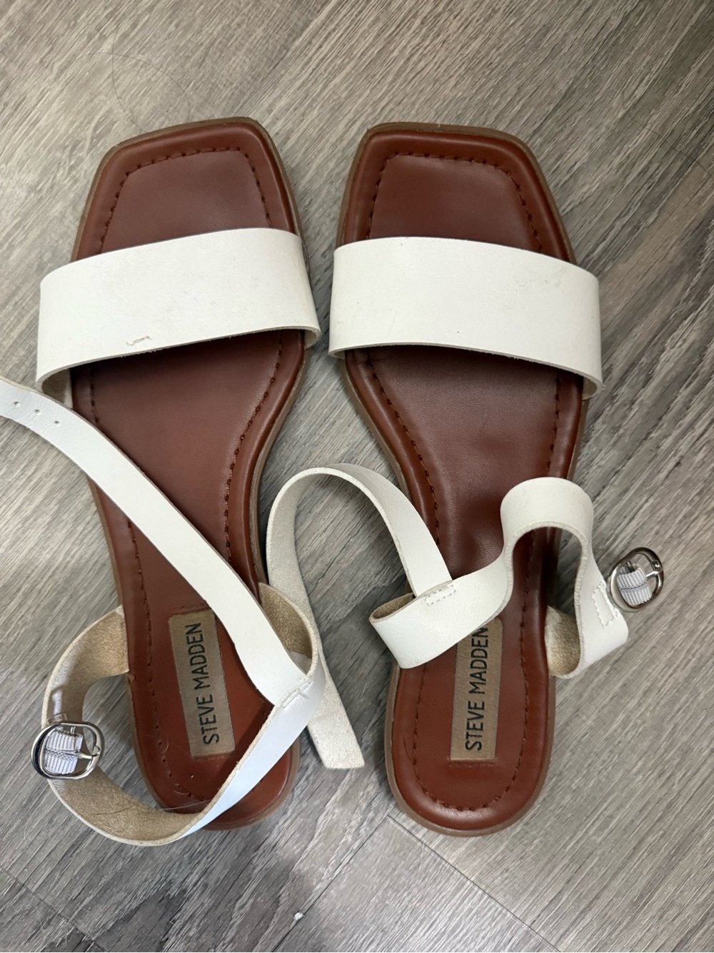 Steve Madden White Leather Strap Flat Sandals with Brown Footbed
